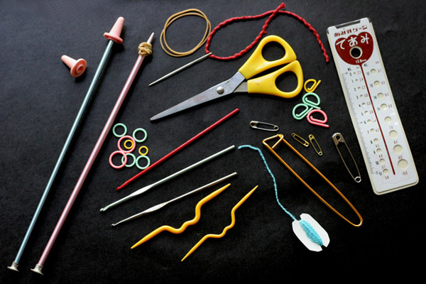 ... and Knitting advice from Hollywood knitter to the stars,accessories